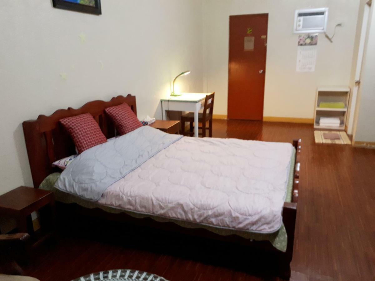 Minine Guesthouse Silang Экстерьер фото