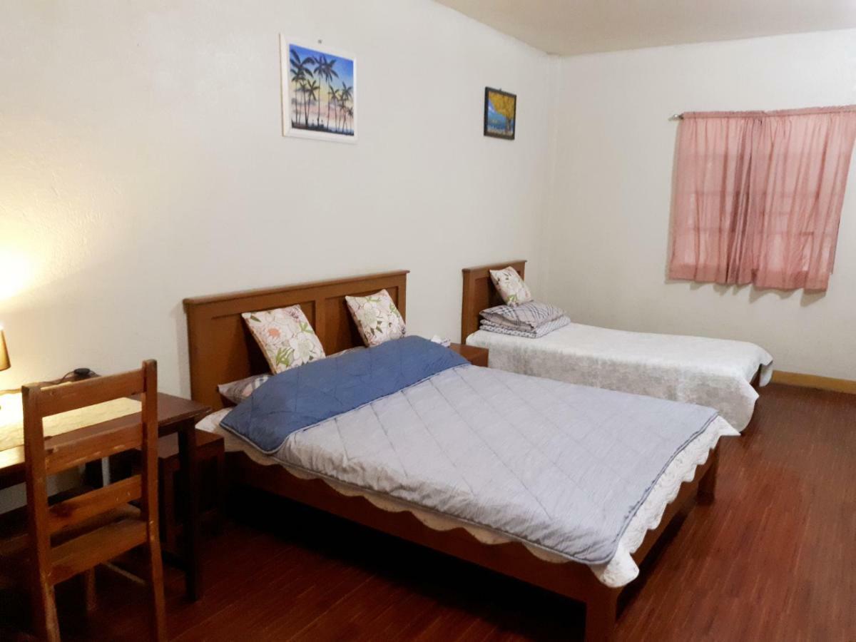 Minine Guesthouse Silang Экстерьер фото