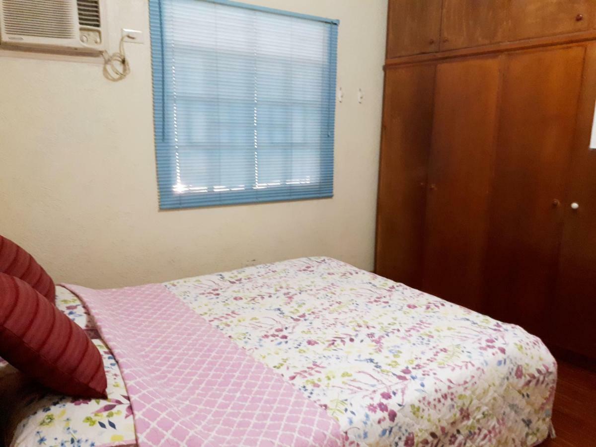 Minine Guesthouse Silang Экстерьер фото
